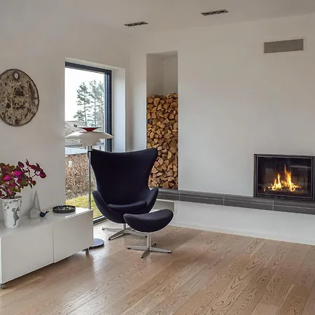 Casa vacanze 5 Bedroom Amazing In Skien