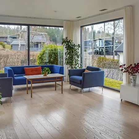 5 Bedroom Amazing In Feriehus